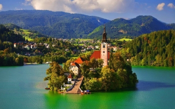 Lâu đài Bled ở Slovenia